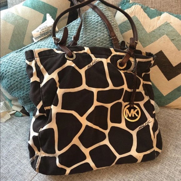 MK tote purse - Picture 1 of 7